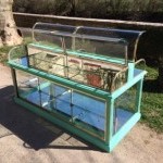 Ancienne vitrine de confiseur