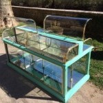 Ancienne vitrine de confiseur