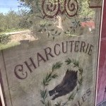 Ancien store de magasin.