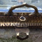 Ancienne vitrine de magasin.(réservée ML)