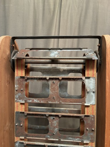 Ancien pr?sentoir ? cartes postales.