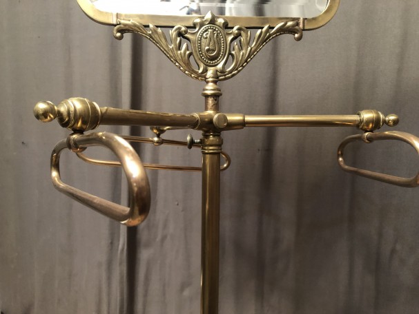 Ancien présentoir de magasin à étoles, foulards, tissus...