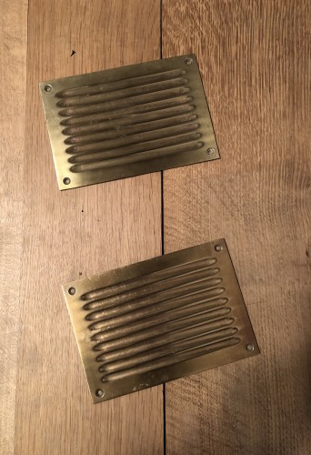 Paire d'anciennes plaques de caisse, rendu-monnaie.