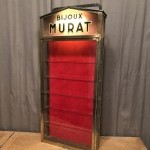 Ancienne vitrine de magasin, bijouterie.