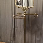 Ancien présentoir de magasin à étoles, foulards, tissus...