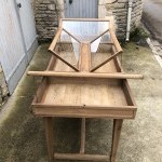 Ancienne grande vitrine de magasin.(réservé)